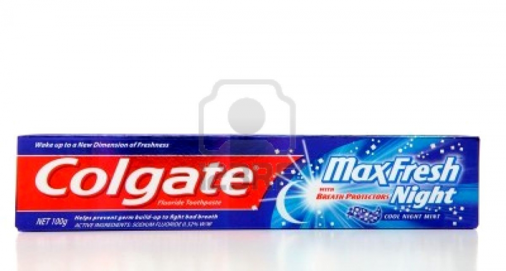 colgate crema maxfresh noche x100g