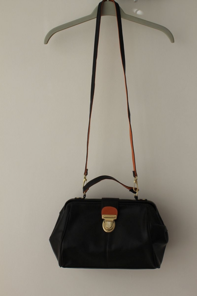 Bolso marrón 2