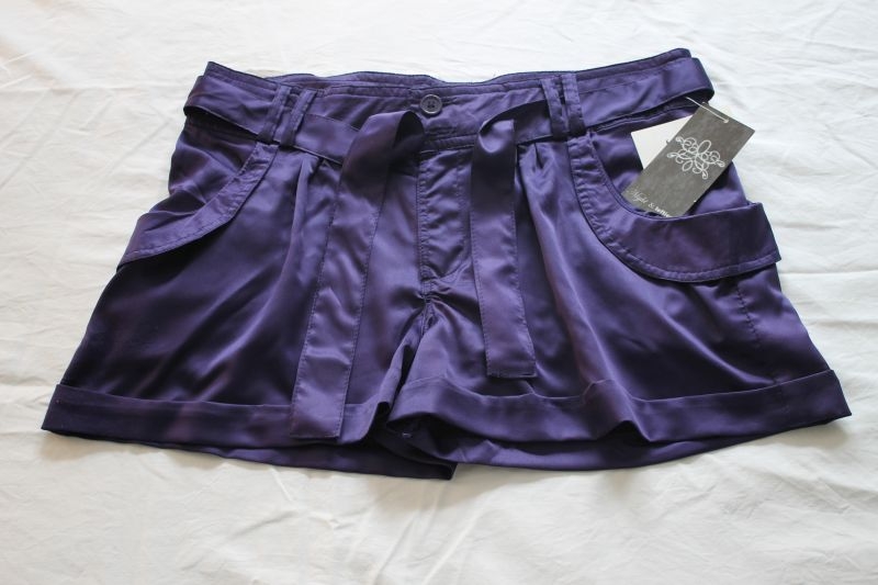 Pantalón corto morado