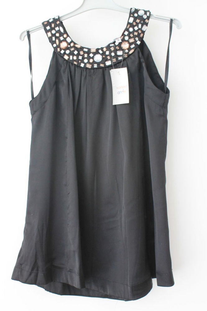 Blusa negra de raso