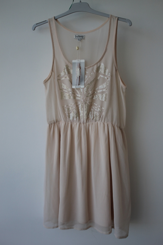 Vestido color vainilla