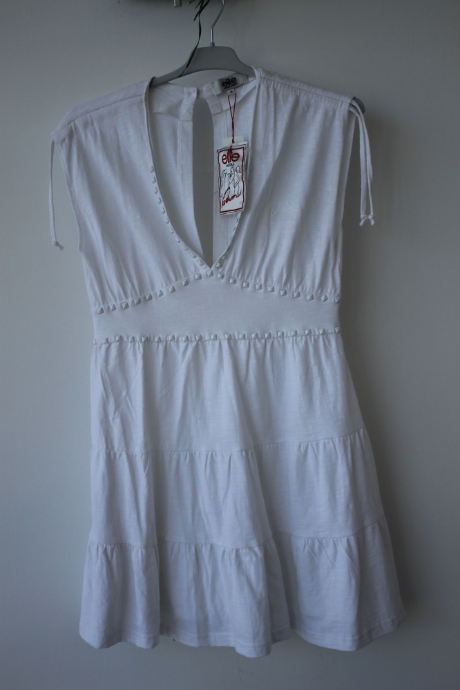 Vestido de color blanco