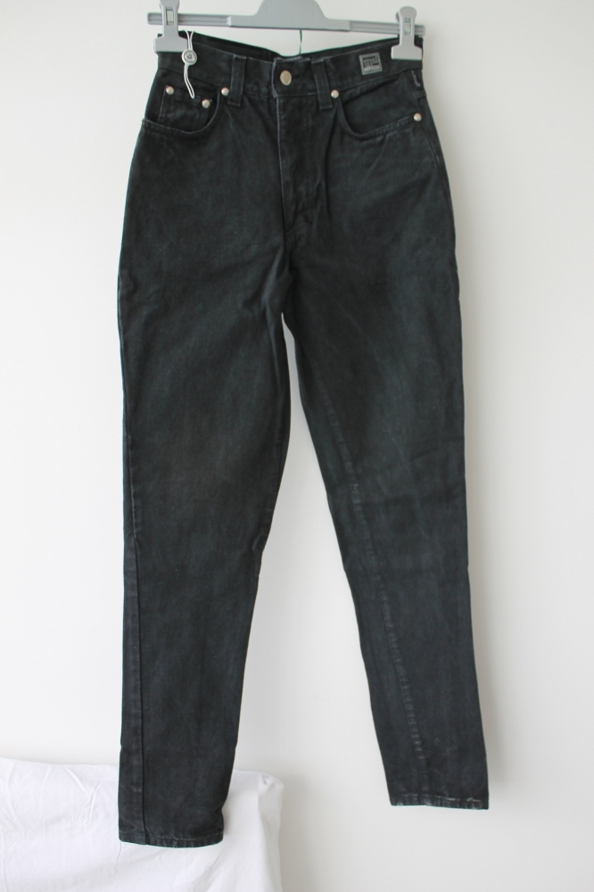 Pantalón vaquero 13