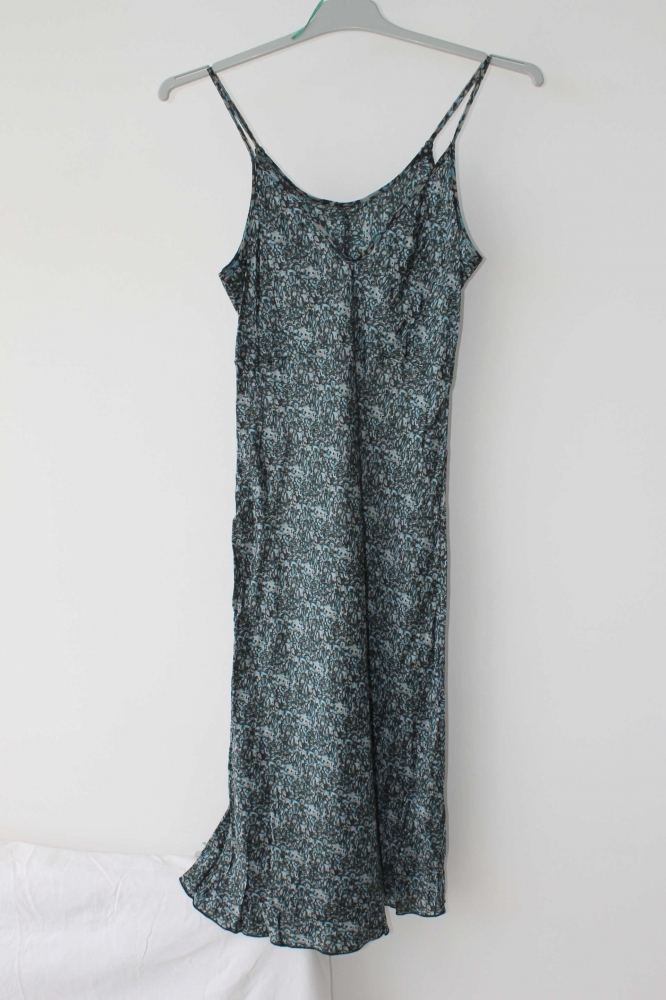 Vestido en tonos azules 