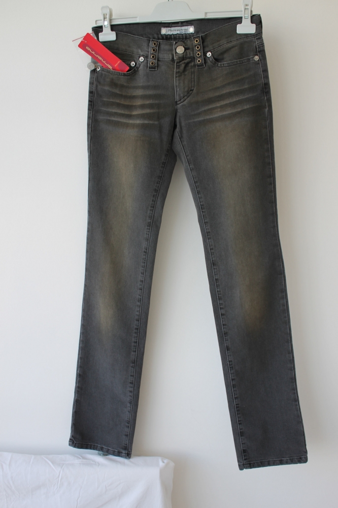 Pantalón vaquero 16