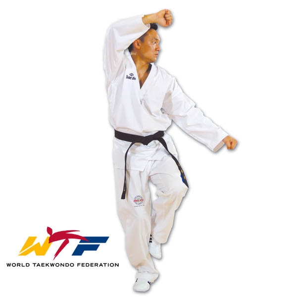 DAEDO1040-Dobok bordado,cuello blanco.