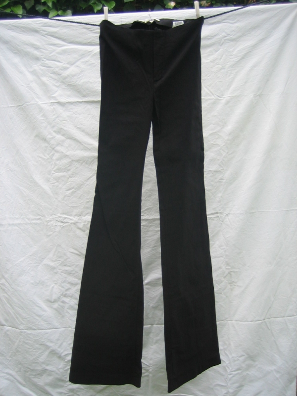 Pantalón negro Zara