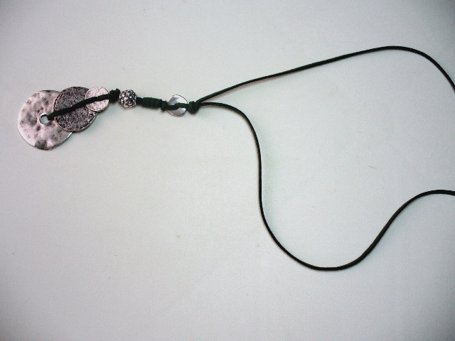 colgante verde aros
