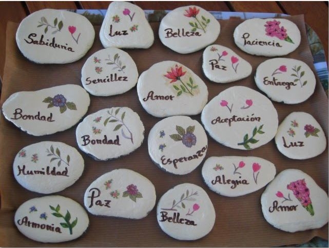 Piedras mensaje.