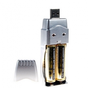 USB AA / AAA Cargador de batería precio 7,00